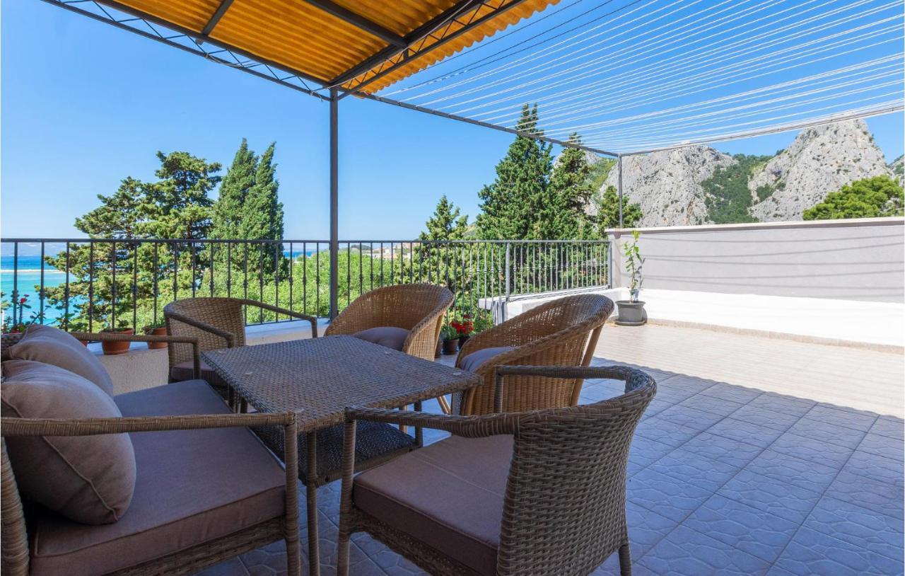 Gorgeous Apartment In Omis With Kitchen Екстериор снимка